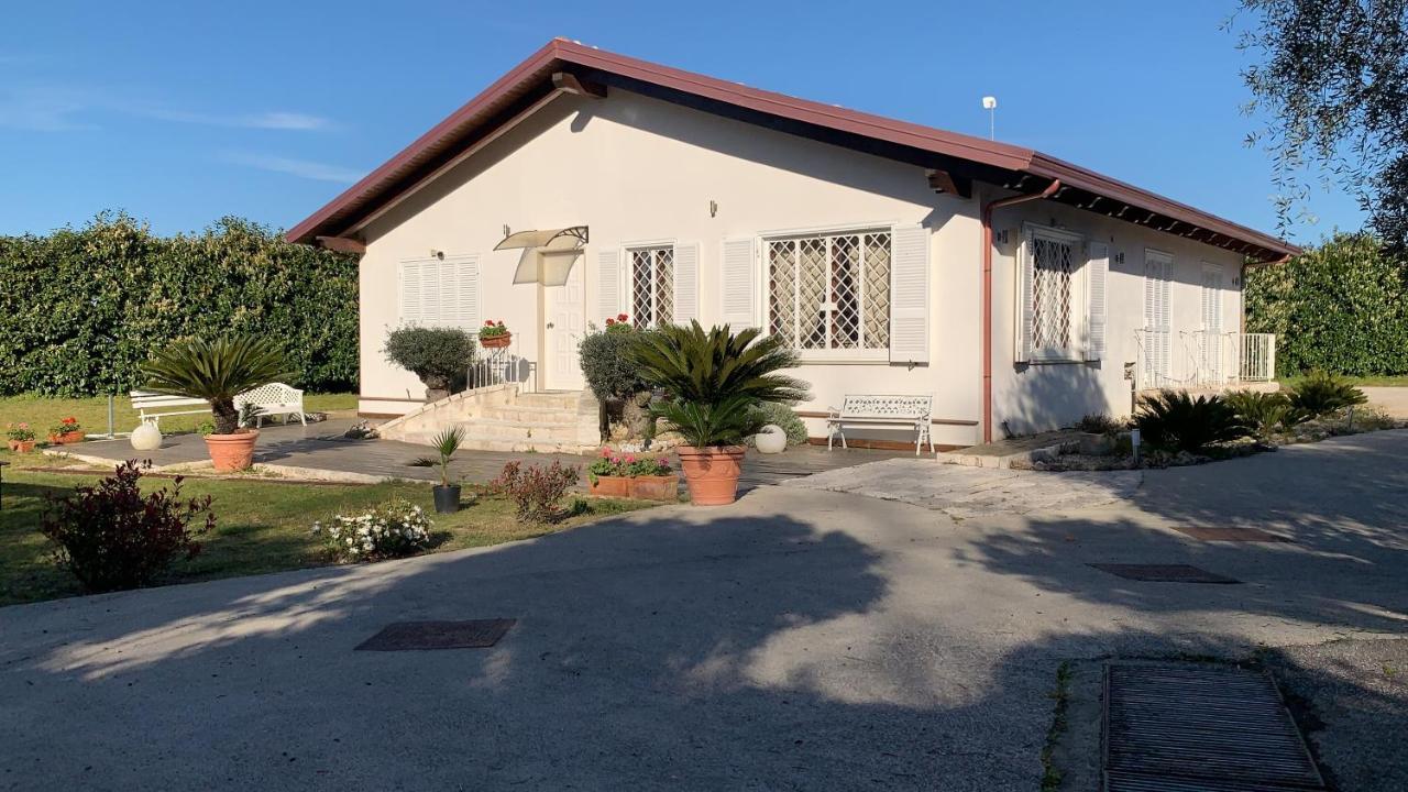 Il Casale Di Gio Bed and Breakfast Napels Buitenkant foto